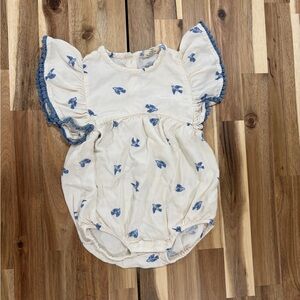 City Mouse Cream Romper with Blue Birds —Size 18-24 Months |Flutter Sleeve